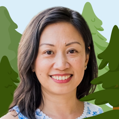 Abigail Hollingsworth headshot